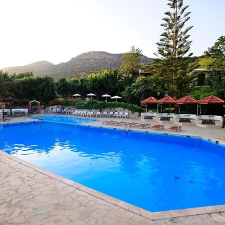 איסטרו Elpida Village מראה חיצוני תמונה