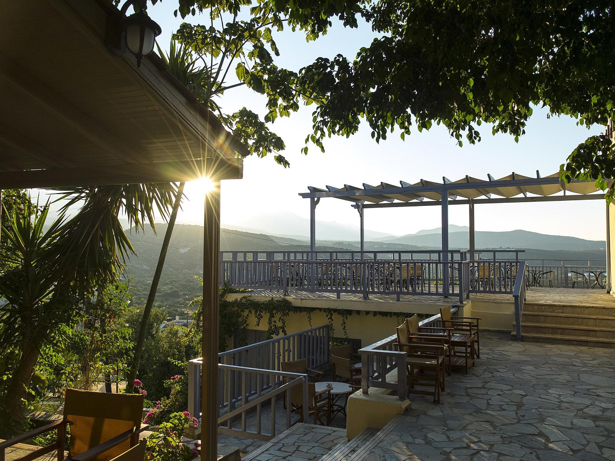איסטרו Elpida Village מראה חיצוני תמונה