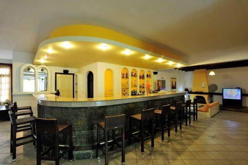 איסטרו Elpida Village מראה חיצוני תמונה